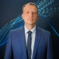 "С развитием ИИ противостояние хакеров и защитников выходит на новый уровень"