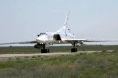 Дальний бомбардировщик Ту-22М3 потерпел крушение в Иркутской области, один летчик погиб - Минобороны РФ