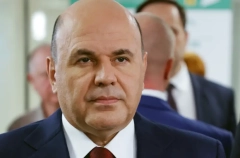 Мишустин посетил омский госпиталь ветеранов войн