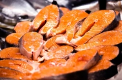 Путин: уровень потребления рыбы и морепродуктов россиянами отстает от нормы