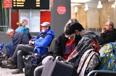 26 поездов задерживаются в Ростовской области после падения беспилотника в районе одной из станций - РЖД