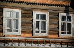 Томск рассчитывает на помощь Минкульта в сохранении деревянного зодчества - сенатор