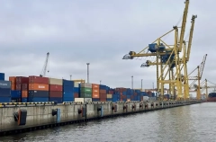 Таможня отмечает рост числа судозаходов в порт Петербурга с начала года