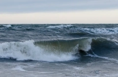 Шторм с десятиметровыми волнами ожидается у берегов Камчатки - МЧС