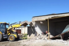 Порядка 50 незаконных объектов снесли в Махачкале за месяц