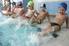 Более 1,5 тыс. детей в Приморье бесплатно обучаются плаванию