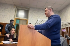 Экс-полицейский заявил в суде, что получал взятки от редактора Ura.ru Аллаярова