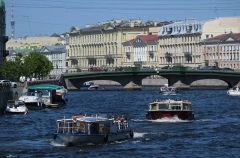 Турпоток в Петербург по итогам 2025 г. вырастет до 12,5 млн человек - власти