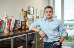 "Рост депозитов - один из ключевых факторов, почему люди не тратят на себя"