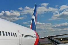 Azur Air объяснила задержку рейса из Красноярска на Фукуок морозом