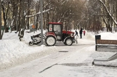 Дорожные службы Тульской области работают круглосуточно из-за ожидаемого снегопада