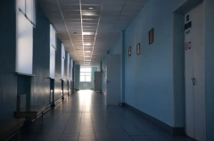 Подросток с пистолетом, топором и ножом задержан в школе ХМАО