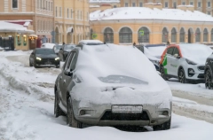 Трех чиновников оштрафовали в Петербурге за плохо убранный снег