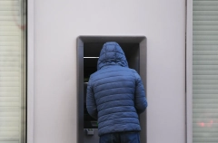 ЦБ РФ выявил случаи открытия банками счетов несовершеннолетним без согласия родителей