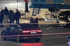 Один полицейский погиб и один пострадал при детонации взрывного устройства неизвестным возле патрульной машины в центре Москвы - ГУ МВД