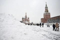 Высота сугробов в Москве в феврале достигла абсолютного рекорда - 86 см