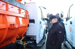 Новую спецтехнику доставили в Хабаровск