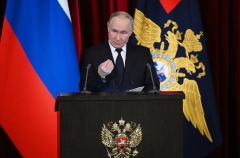 Путин требует усилить противодействие экономической преступности