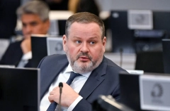 Средний возраст работающего в России превышает 42 года - глава Минтруда