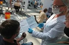 Почти 40% жителей Воронежской области привились от COVID-19