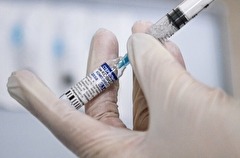 Более 6 млн человек сделали прививку от COVID-19 в Москве, ревакцинировались около 1 млн