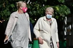 Масочный режим отменили в Новгородской области