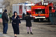Пожарные спасли 15 человек из горящего дома в Хабаровском крае - МЧС