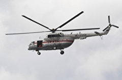 Вертолет вылетел на помощь попавшим под лавину туристам на Камчатке