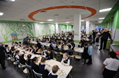 Детей участников СВО в школах Калининграда бесплатно обеспечат горячим питанием