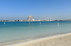 Пляжи Абу-Даби открылись для туристов после непогоды в апреле