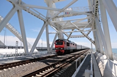 Движение поездов по Крымскому мосту возобновлено