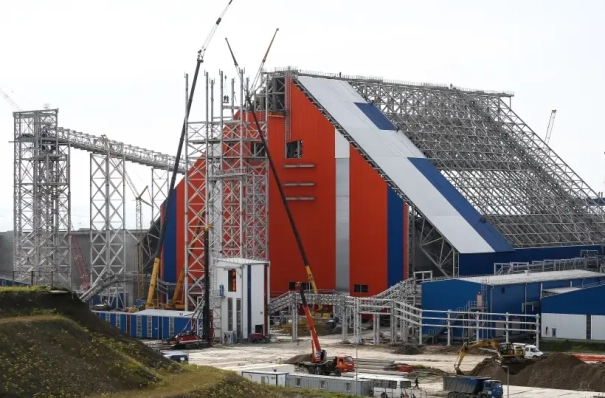 Строительство зернового терминала в морпорту Азов возобновлено после приостановки в 2023г - власти