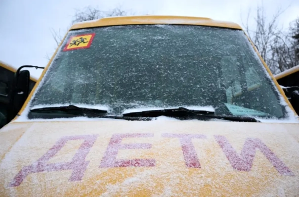 Подвоз учащихся в 43 школы отменен на Кубани из-за непогоды