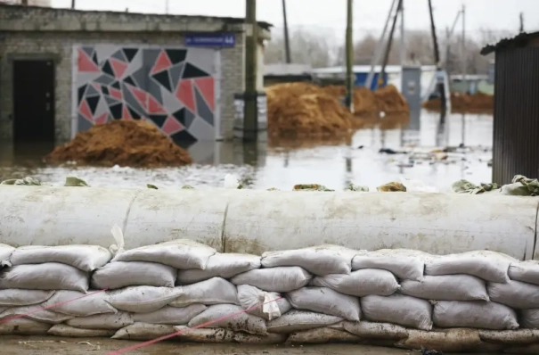 Ситуация с паводком в ХМАО стабилизируется к середине июня - ГУ МЧС