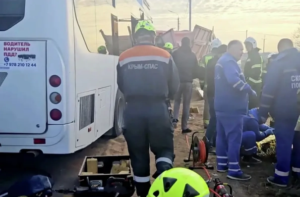 Число пострадавших в ДТП с участием автобуса в Крыму возросло до 42