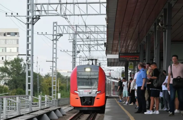 Поезда на МЦК следуют штатно после приостановки движения