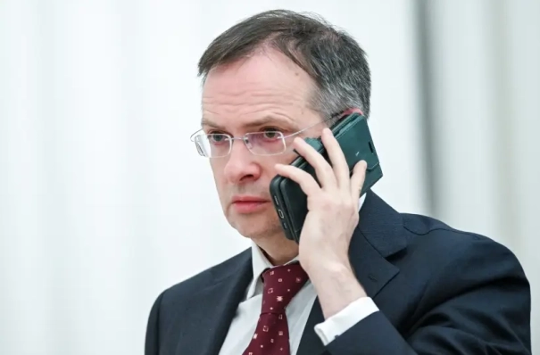 Мединский заявляет о готовности к обсуждению возможных компромиссов на переговорах в Стамбуле