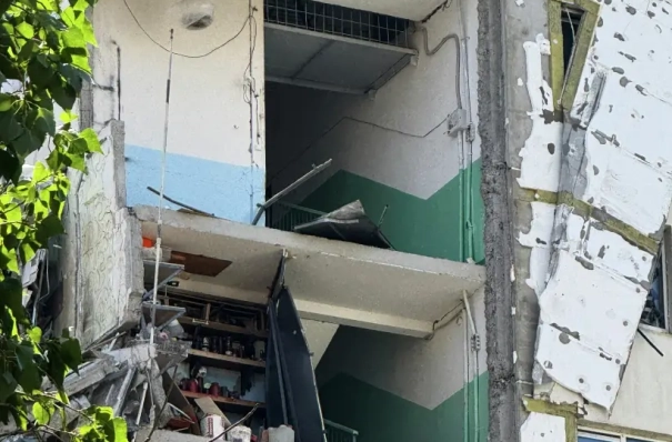 Число погибших на месте ЧП в Саратове выросло до шести - МЧС РФ