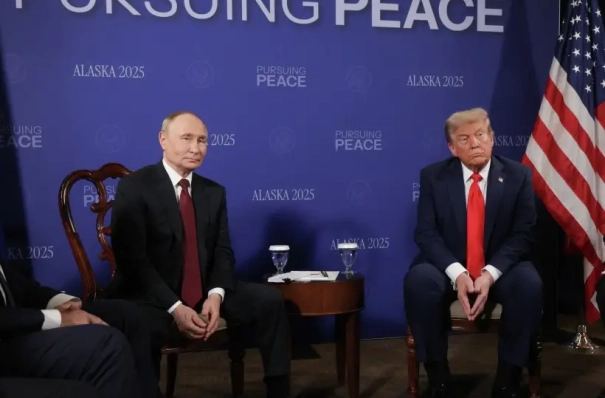 Ушаков: Россия в данный момент поддержала бы выдвижение Трампа на Нобелевскую премию мира