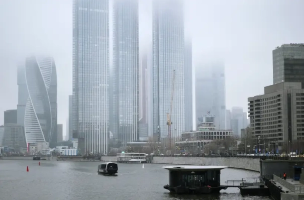 Пермская судоверфь готовит к отправке в Москву еще пять причалов для электросудов