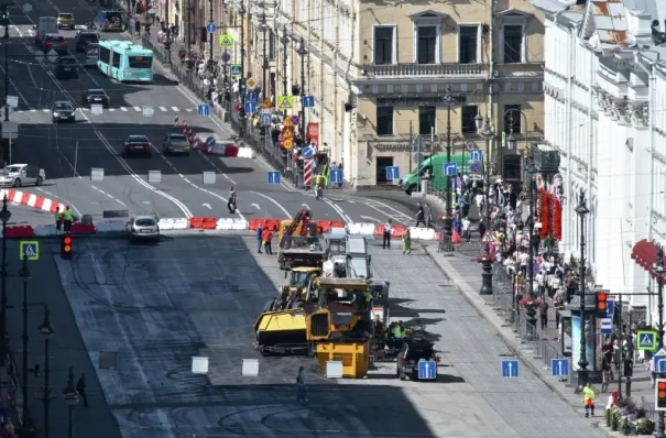Движение по Невскому полностью откроют 28 августа - Беглов