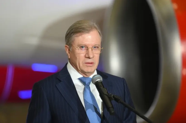 Савельев: регионам нужно обратить внимание на рост стоимости аэропортового обслуживания
