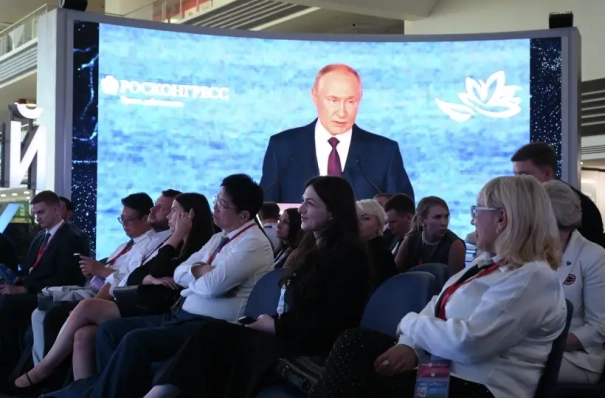 Путин поручил подготовить стратегию развития ДФО до 2036 года