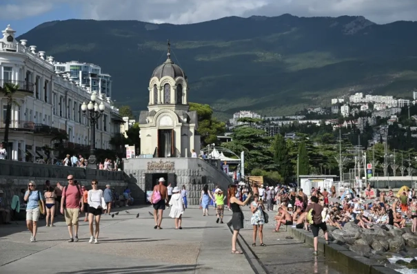 Режим ЧС муниципального уровня введен в Ялте после атаки дронов