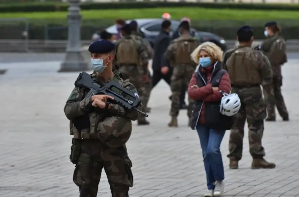 СВР: Франция готовится отправить на Украину до 2 тыс. солдат