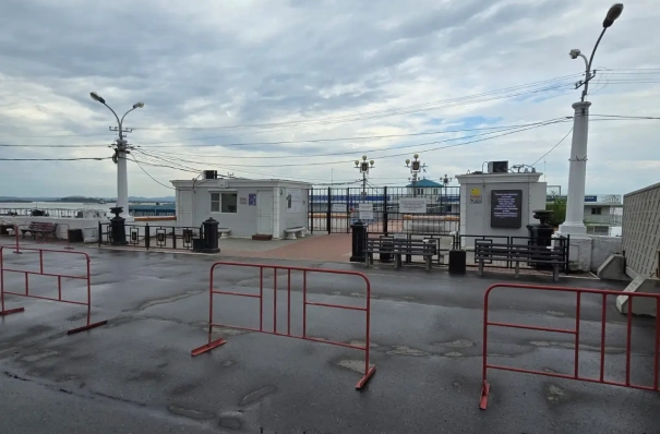 Речные пункты пропуска на границе с Китаем с ноября приостанавливают работу