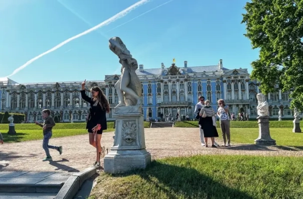 Царское Село посетили почти 3 млн туристов в летний сезон