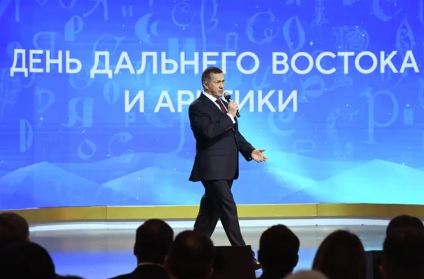 Трутнев: мастер-планы опорных пунктов в Арктике потребуют финансирования в 2,9 трлн рублей