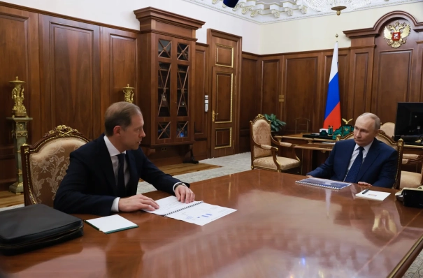 Мантуров: спутниковая группировка РФ в 2025г достигла 300 космических аппаратов