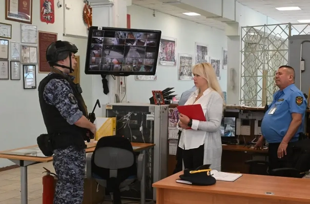 Действия против угроз будут регулярно тренировать в тюменских школах